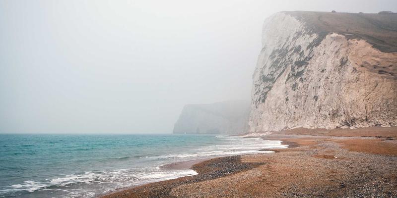 多云网络互联方案深度比较：云商原生方案 vs. 第三方叠加网络