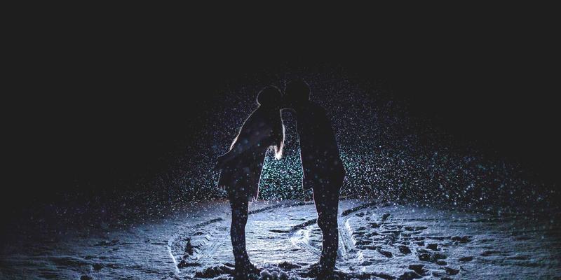 网络功能性能基准测试（NFB）：在数字文化浪潮中客观评估虚拟化与硬件设备